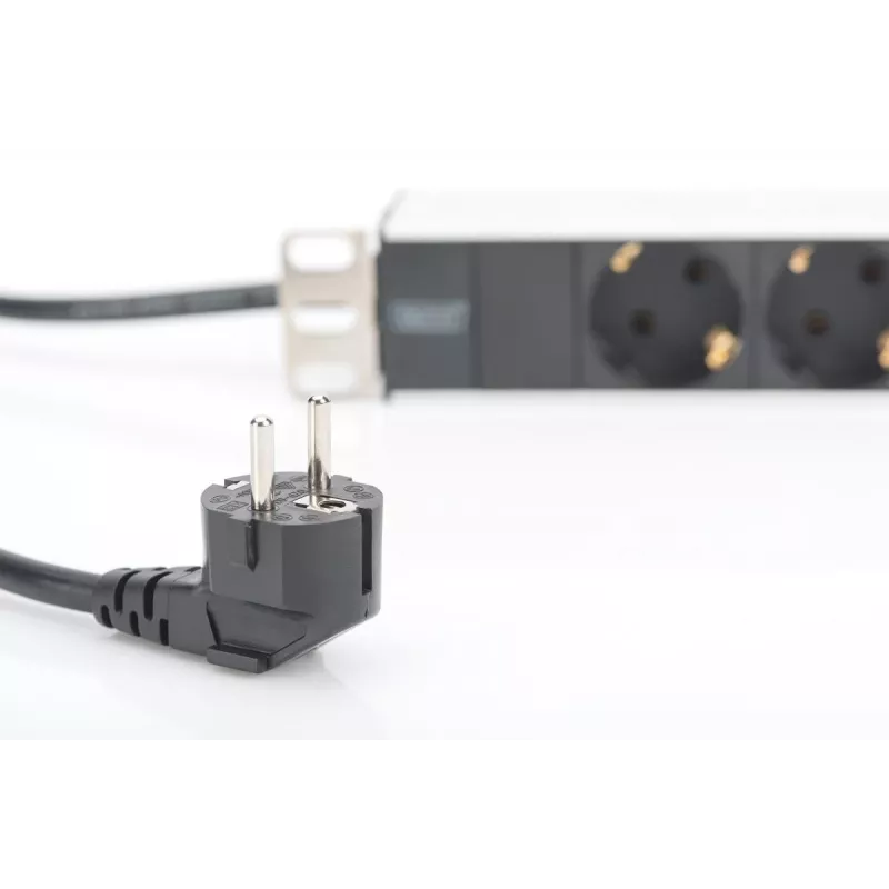 DIGITUS 1U Aliuminis PDU, rackmountable rated power: 16A, 4000W, 250VAC 50/60Hz, 8x safety outlets