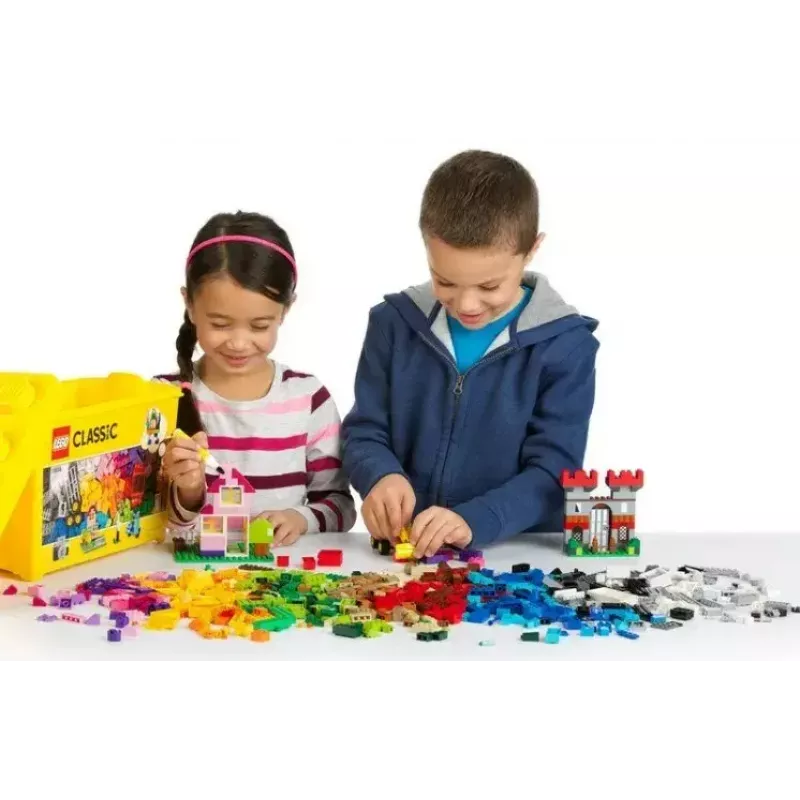Konstravimo rinkinys LEGO Classic 10698 — 790 detalių, daugiaspalvis, 33 spalvos, yra žalios pagrindo plokštės ir priedai