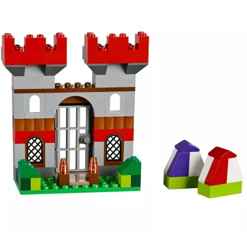 Konstravimo rinkinys LEGO Classic 10698 — 790 detalių, daugiaspalvis, 33 spalvos, yra žalios pagrindo plokštės ir priedai
