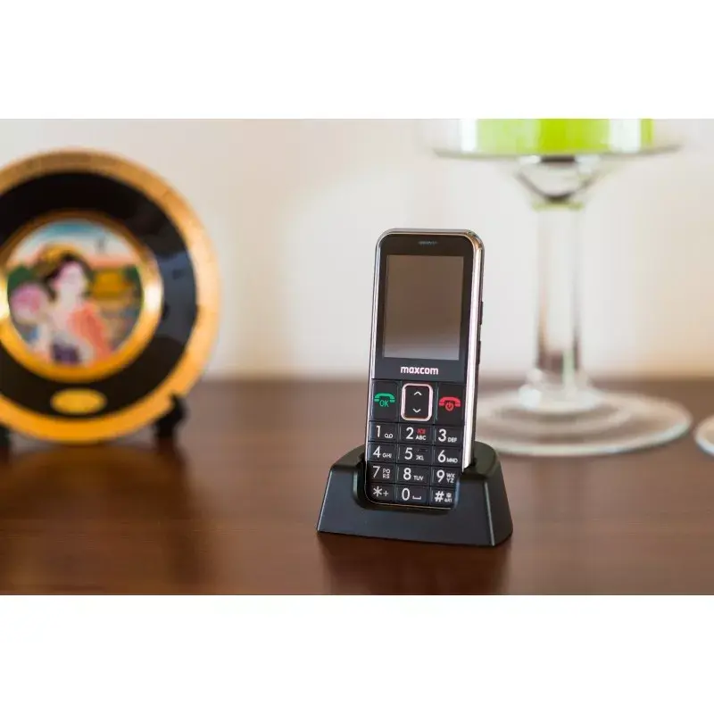 Mobilusis telefonas MaxCom MM730 2.2 colio juodas