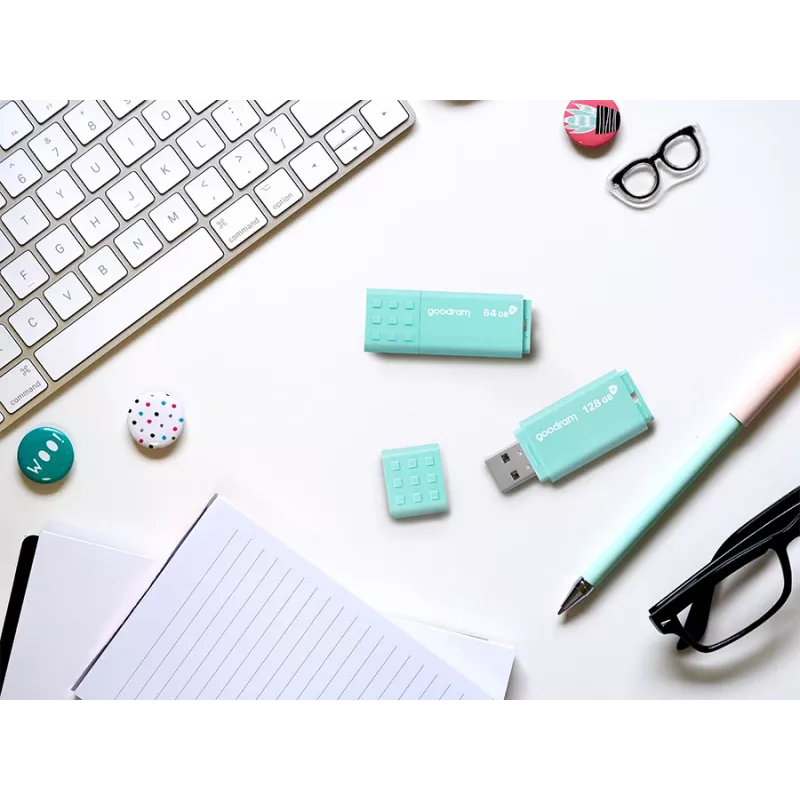 USB atmintukas GOODRAM 64 GB USB Type-A 3.2 Gen 1 UME3, turkio spalvos, skaitymo greitis 60 MB/s, rašymo greitis 20 MB/s