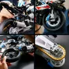 LEGO Technic motociklo modelis BMW M1000RR 42130 su detaliu varikliu ir veikiančia pakaba