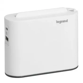 Mobiliojo įrenginio įkroviklis Legrand 049401 1 vnt.