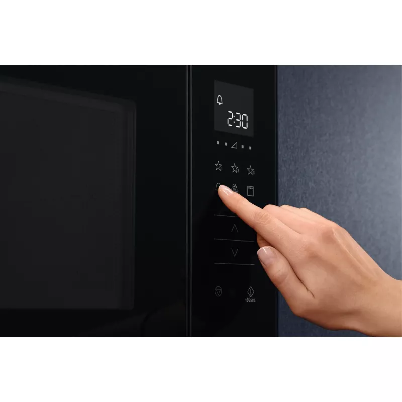 Įmontuojamas solo mikrobangų krosnelė Electrolux LMS2203EMK, 700 W, 5 galios lygiai, 24,5 cm sukamoji lėkštė, LED ekranas, nerūdijančio plieno vidus, juoda