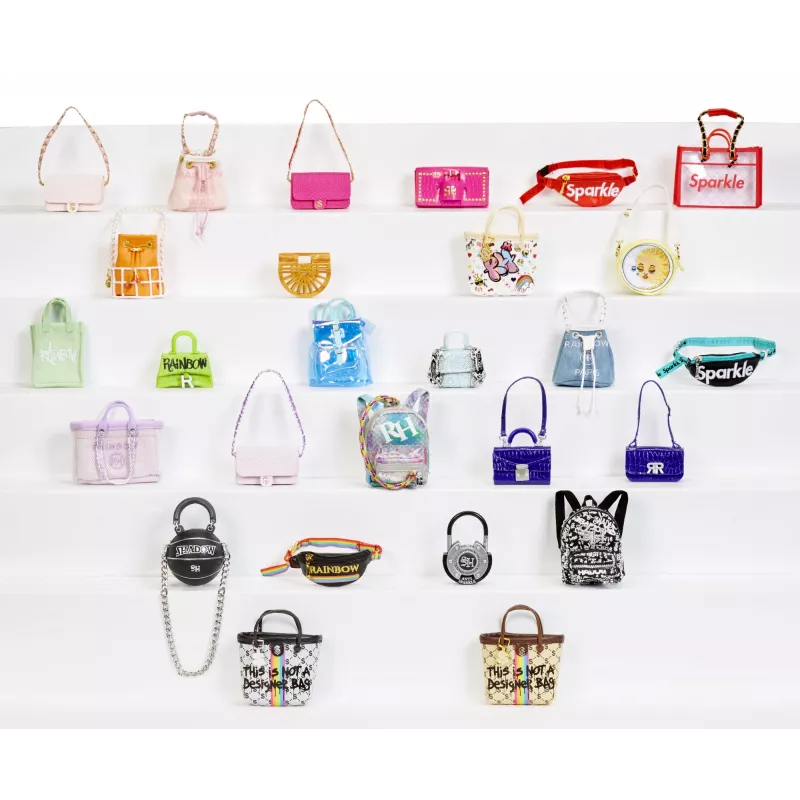 Rainbow High Accessories Studio Series 1, H Assortment in PDQ Doll bag