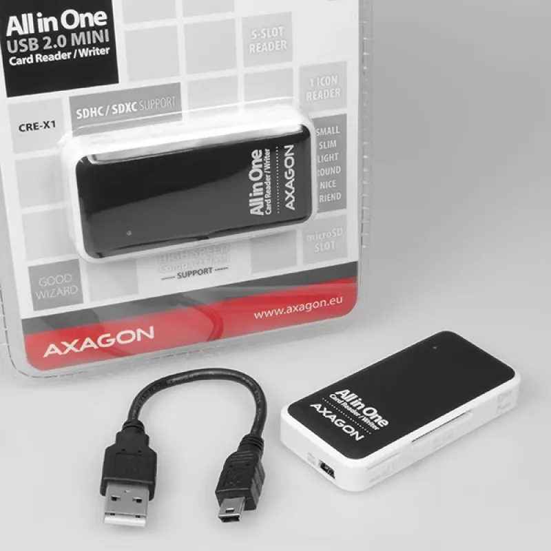 Išorinis 5 lizdų atminties kortelių skaitytuvas „Axagon CRE-X1“