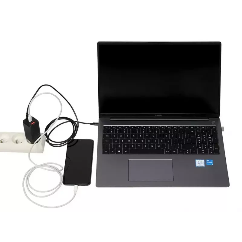 Kintamosios srovės mobiliesiems įrenginiams skirtas įkroviklis IBOX ILUC65B — 65 W, 3x USB (2x USB‑A Gen1, 1x USB‑C), juodas, 100–240 V