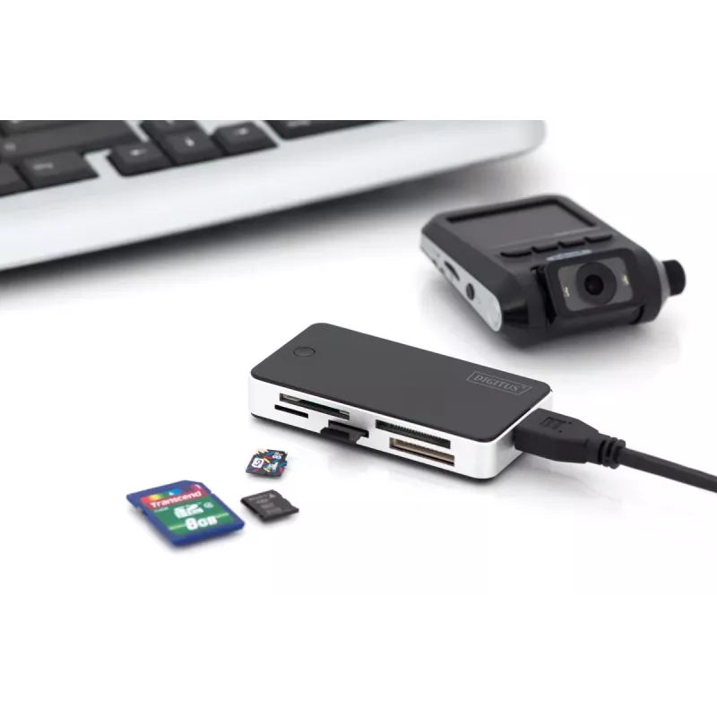 “DIGITUS” USB 3.0 kortelių skaitytuvas, palaikantis MS/SD/SDHC/MiniSD/M2/CF/MD/SDXC korteles, 1 m USB A jungties kabelis