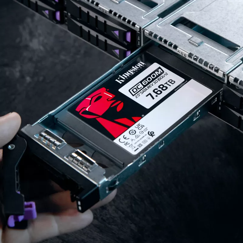 SSD diskas Kingston Technology 7680G 7.68TB 2,5 colio SATA SEDC600M/7680G