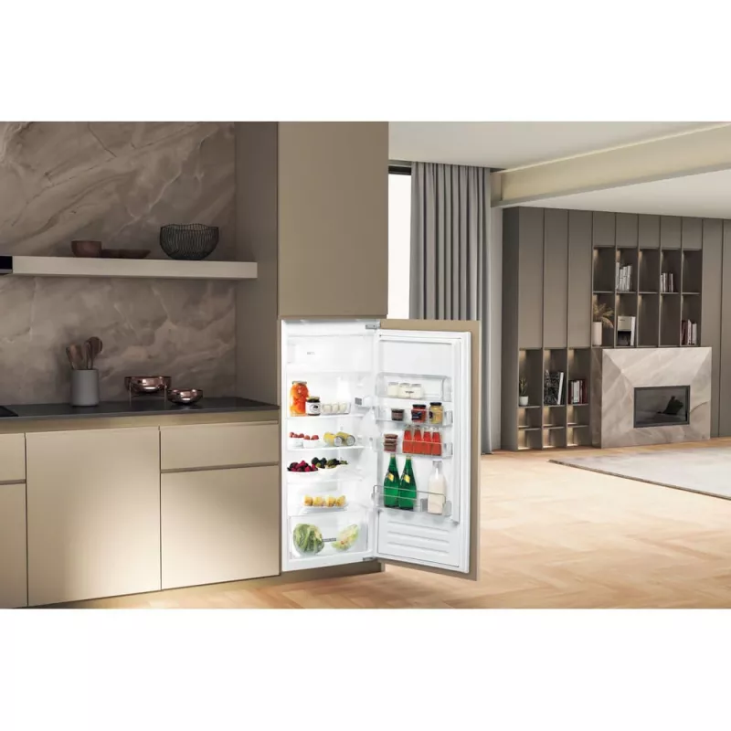 Whirlpool ARG 7342 kombinuotas šaldytuvas Įmontuojamas 189 L Balta