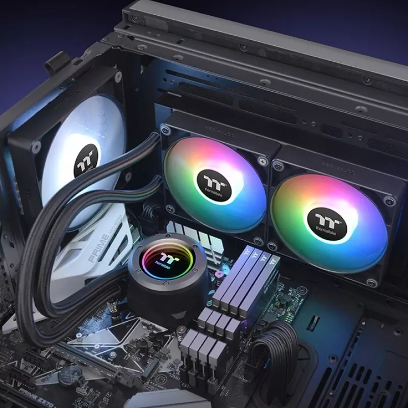 THERMALTAKE Vandens aušinimas - TH240 V2 ARGB Sync universali skysčio aušinimo sistema