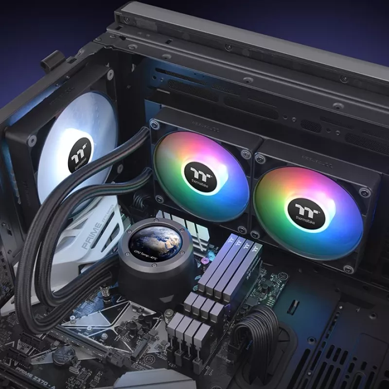 THERMALTAKE Vandens Aušinimas - TH240 V2 Ultra ARGB Sync Viskas Viename Skystas Aušintuvas