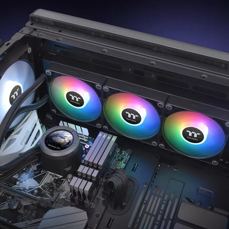 THERMALTAKE vandens aušinimas - TH360 V2 Ultra ARGB Sync universali skysčio aušinimo sistema