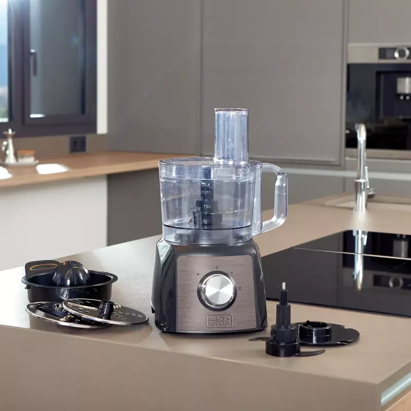 Virtuvės kombainas Juoda & Decker BXFPA1200E — 1200 W, 1,5 l dubuo, 2 greičiai, impulsinis režimas, nerūdijančio plieno korpusas