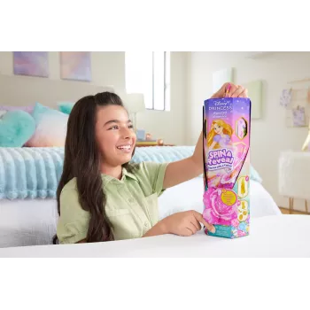Disney Princess Spin & Reveal Rapunzel mados lėlė ir aksesuarai su 11 staigmenų