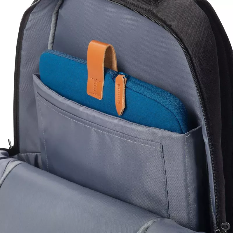 DICOTA Skin Urban- 16 colių MacBook dėklas - Tamsiai mėlynas / Perdirbto poliesterio neopreno audinys