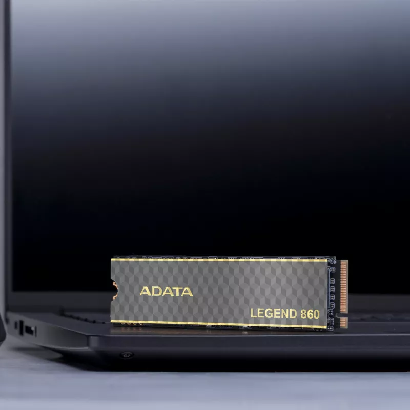ADATA LEGEND 860 SLEG-860-1000GCS vidinis kietojo kūno diskas 1 TB M.2 PCI Express 4.0 NVMe 3D NAND