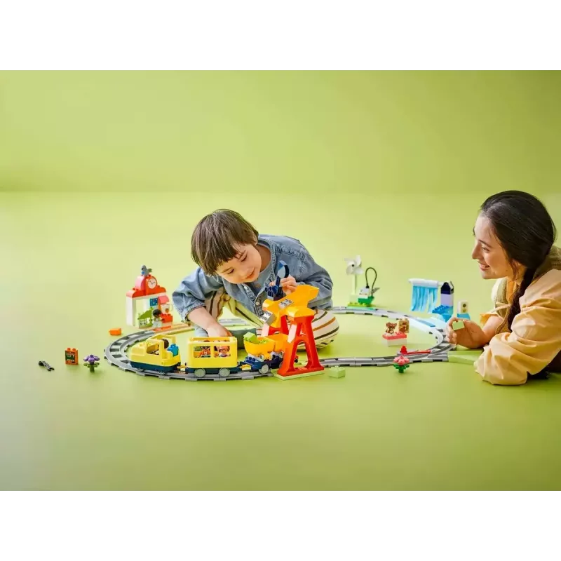 Žaislinis traukinys LEGO DUPLO 10428 Didysis Interaktyvus Bendruomenės Traukinys — didelis interaktyvus traukinys mažyliams