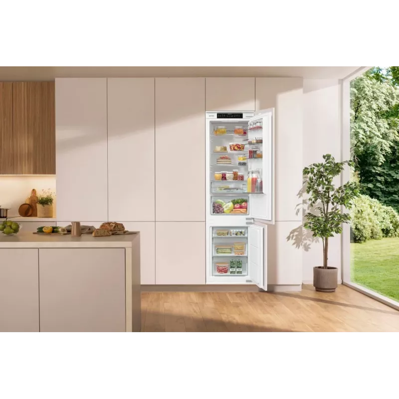 Gorenje Kombinuotas šaldytuvas-šaldiklis NRKI519E41 BK070, 284 L, SN-N, 6 kg/24h, E, Fresh zone skyrius, Baltas