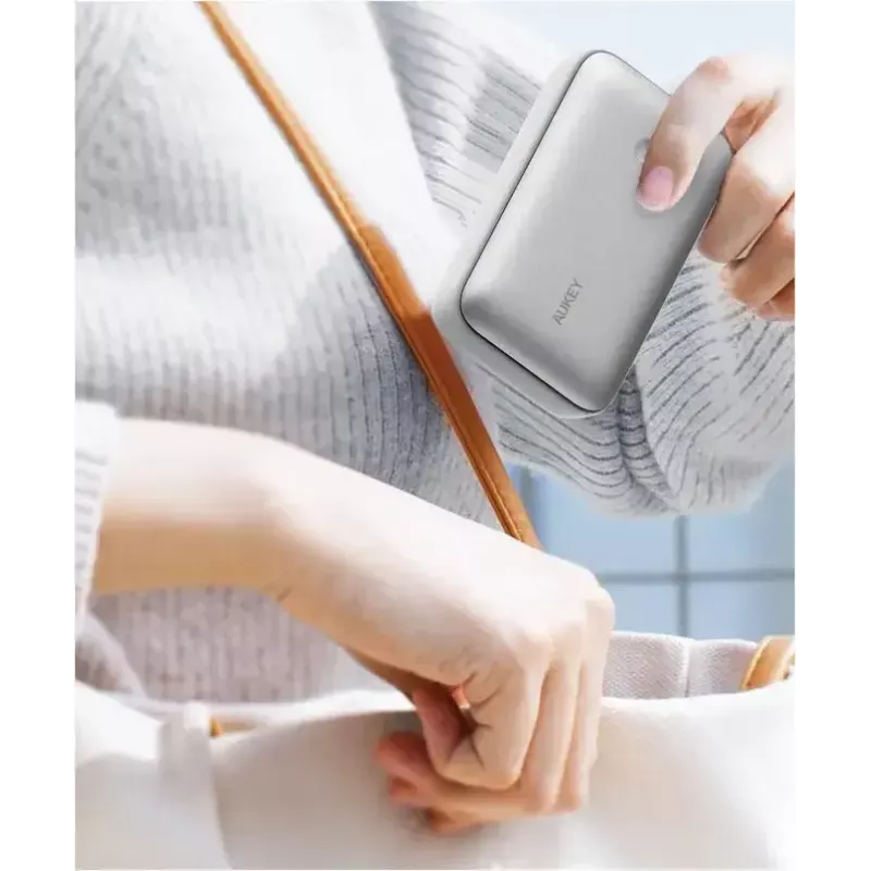 Nešiojama išorinė baterija PB-Y57 Frozen White 2000mAh