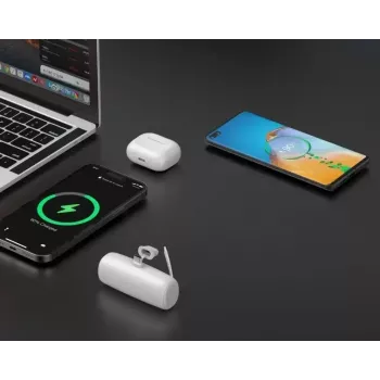 Nešiojama baterija Powerbank P5 PLUG-IN 5000mAh