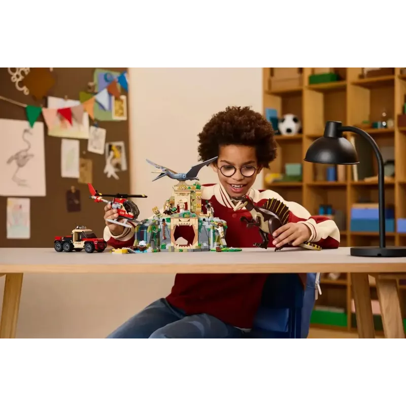 LEGO Jurassic World Oro misija su kecalkoatliu ir spinozauru 76976 — 984 dalys, 4 minifigūrėlės, amžius 8+