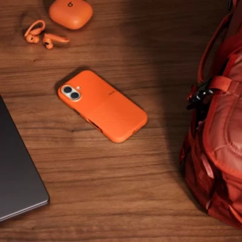 APPLE Beats iPhone 17 - Tvirtas dėklas su MagSafe ir kameros valdymu - Sierra Oranžinė