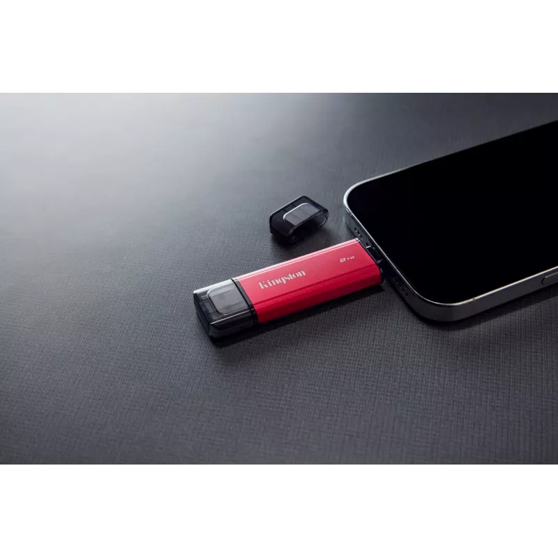 Išorinis SSD Kingston 2TB dviguba USB-A/USB-C, USB 3.2 Gen 2, skaitymas 1050 MB/s, rašymas 950 MB/s, juoda/raudona