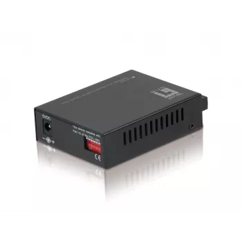 LEVEL ONE FVT-2201, RJ45 į SC Fast Ethernet medijos keitiklis
