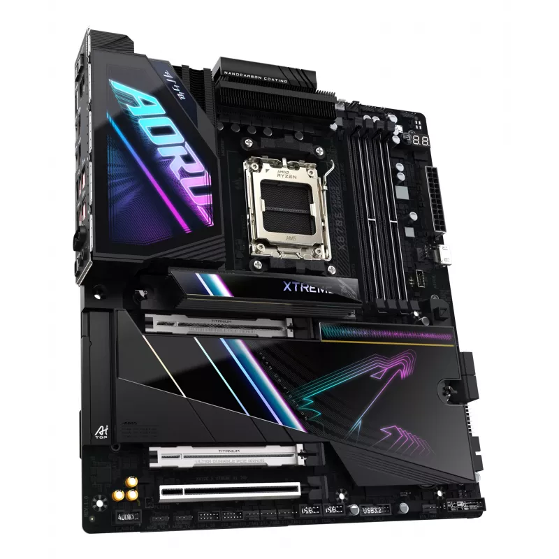 GIGABYTE X870E AORUS XTREME AI TOP pagrindinė plokštė – palaiko AMD Ryzen 9000 serijos procesorius, 18+2+2 fazių VRM, iki 8800MHz DDR5 (OC), 1xPCIe 5.0 M.2 + 3xPCIe 4.0 M.2, WI-FI 7, 10GbE LAN, USB 4
