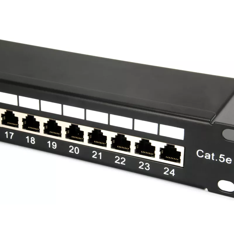 Equip 24 prievadų Cat.5e ekranuotas pataisų paskirstymo skydelis, juodas