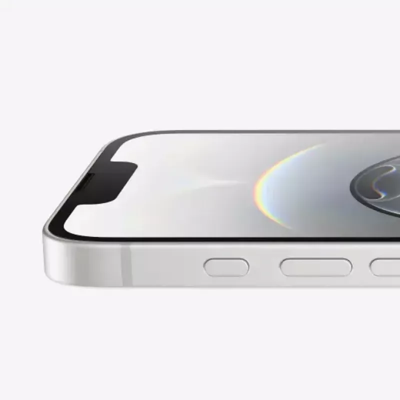 Išmanusis telefonas „Apple iPhone 16e“ – 6,1 colio (15,5 cm) ekranas, A18, 512 GB, „Dual SIM“, 5G, 48 MP galinė kamera, balta