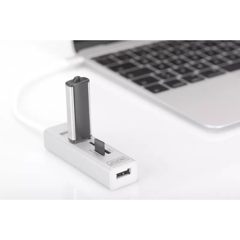 DIGITUS USB 2.0 Type C HUB su kortelių skaitytuvu 3x USB 2.0. 1x SD, 1x MicroSD prievadas Aliumininis korpusas