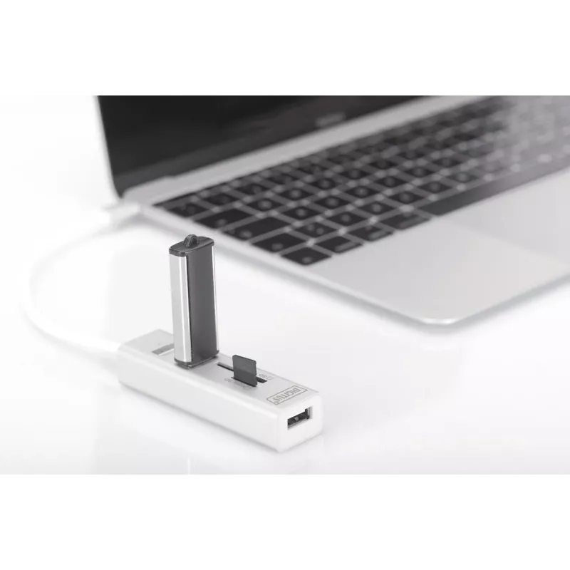 DIGITUS USB 2.0 Type C HUB su kortelių skaitytuvu 3x USB 2.0. 1x SD, 1x MicroSD prievadas Aliumininis korpusas