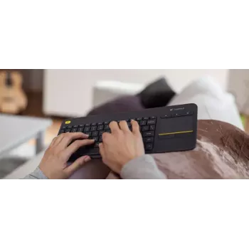 LOGITECH belaidė jutiklinė klaviatūra K400 Plus – juoda – QWERTZ vokiška