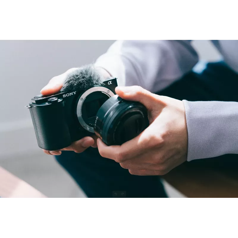 Sony α ZV-E10L MILC 24,2 MP CMOS 6000 x 4000 pikselių Juoda