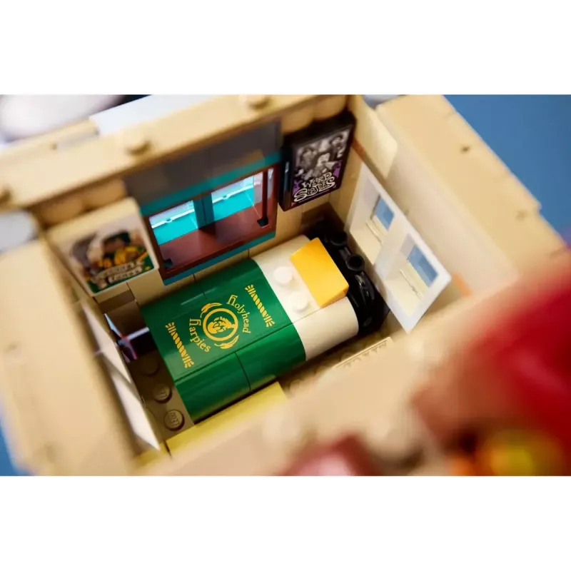 LEGO Harry Potter The Burrow Collectors Edition 76437 statybos rinkinys, 2405 dalys, 10 minifigūrėlių, 460×250×230 mm
