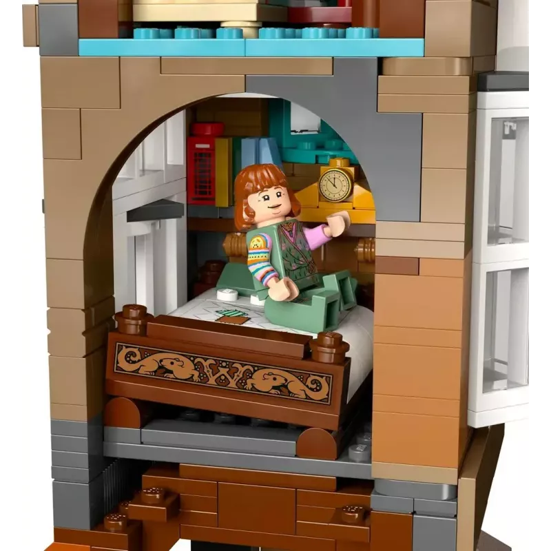 LEGO Harry Potter The Burrow Collectors Edition 76437 statybos rinkinys, 2405 dalys, 10 minifigūrėlių, 460×250×230 mm