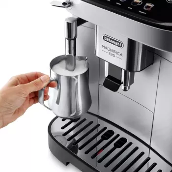 Kombinuotas espreso aparatas De’Longhi Magnifica ECAM290.31.SB — 1,8 L vandens talpa, 250 g pupelių talpykla, 15 barų, 2 puodeliai
