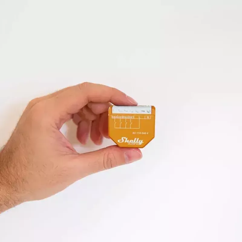 Išmanusis jungiklis „Shelly Qubino Wave i4“ – belaidis scenų valdiklis 110–240 V, 16 A, 50/60 Hz, oranžinis