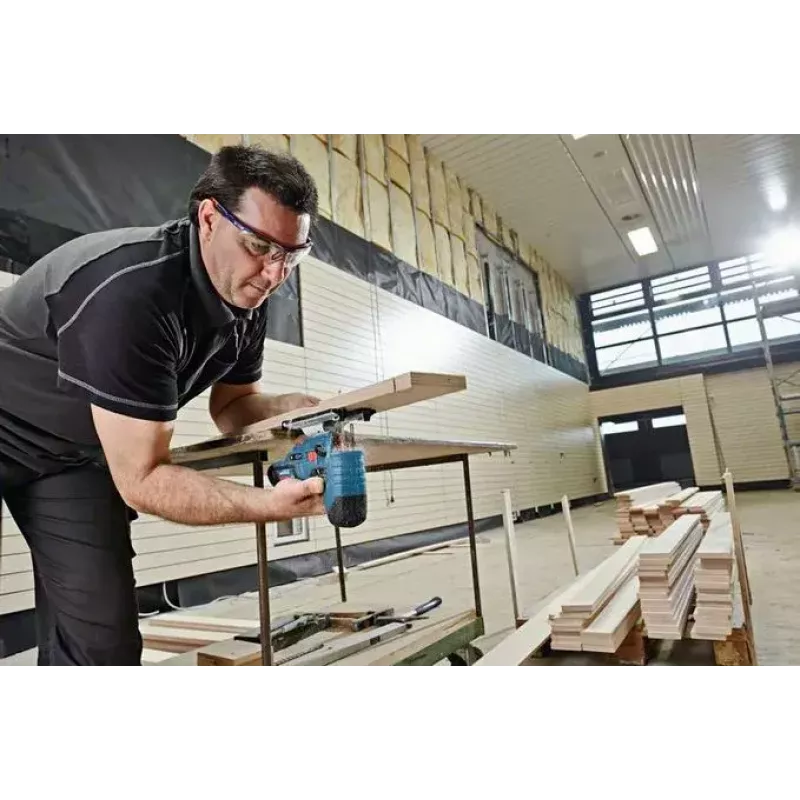 Bosch GST 10,8 V-LI akumuliatorinis siaurapjūklis 1,5 kg