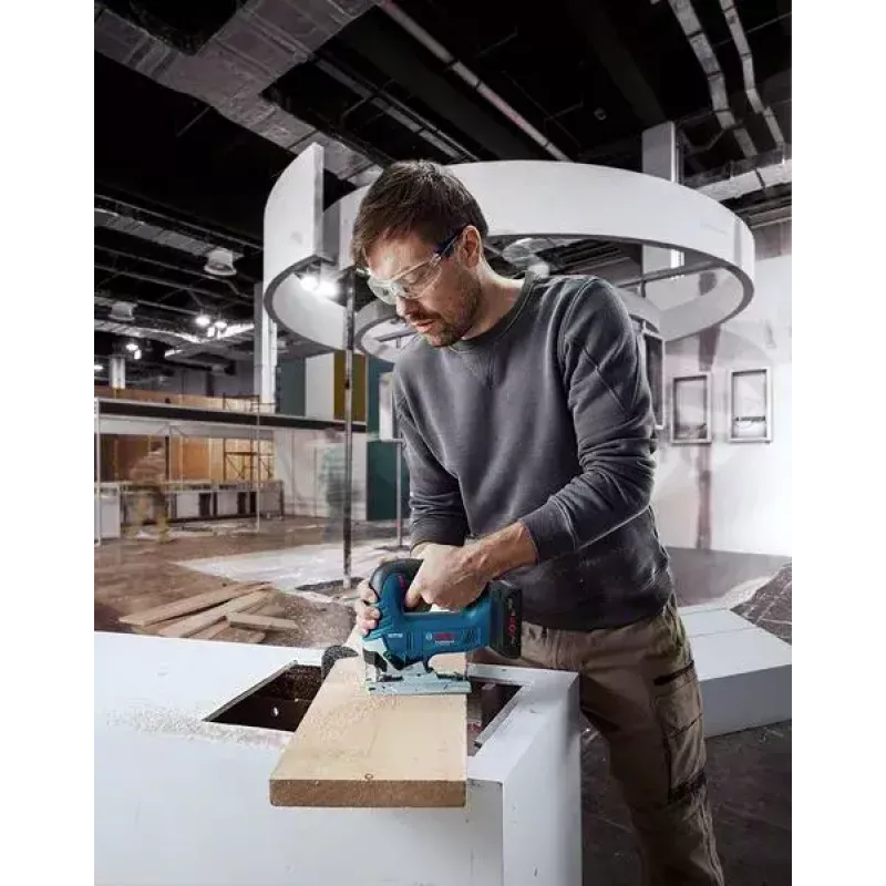 Bosch GST 18V-125 B Professional akumuliatorinis siaurapjūklis