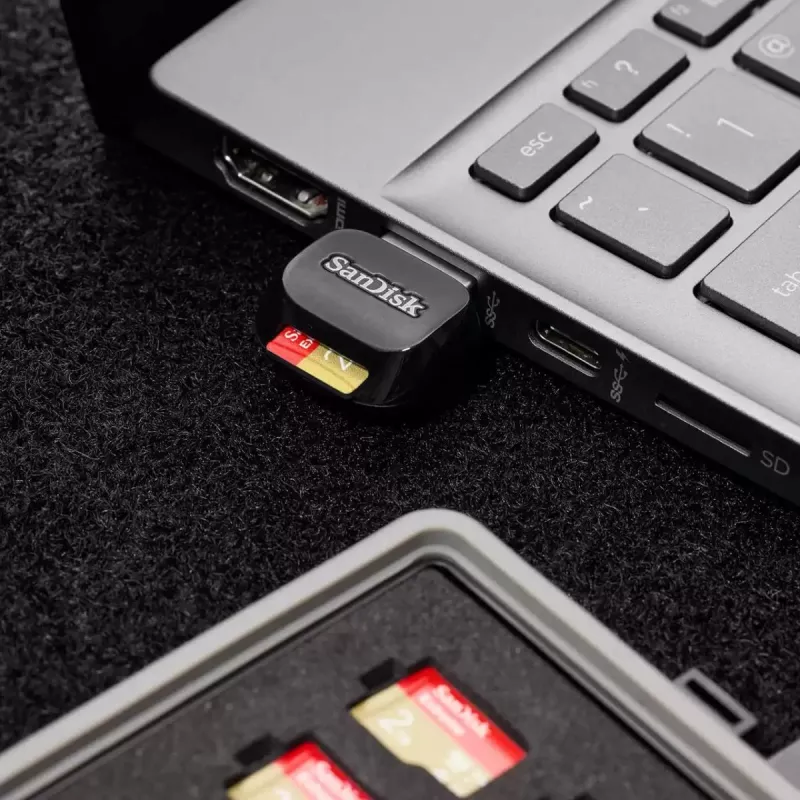 Kortelių skaitytuvas SanDisk 1 vnt. USB 3.2 Gen 1 SDDR-B731-GN6NN