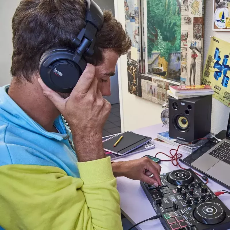 Hercules HDP DJ45 ausinės, laidinės, ant galvos, muzikai, juodos
