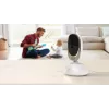 Vaizdo kamera Motorola VM85 CONNECT — 5 colių TFT ekranas, 480×272, 300 m veikimo nuotolis, 2× skaitmeninis priartinimas, 2,4 GHz Wi‑Fi/FHSS, dvipusis garsas, balta
