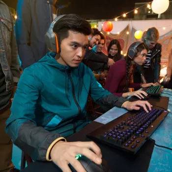 LOGITECH G213 Prodigy žaidimų klaviatūra USB - azerty belgų