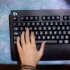 LOGITECH G213 Prodigy žaidimų klaviatūra USB - azerty belgų