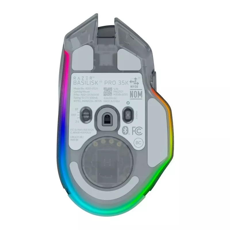 Žaidimų pelė Razer Basilisk V3 Pro 35K Phantom White Edition — optinėms ir lazerinėms pelėms optimizuotas žaidimų paviršius