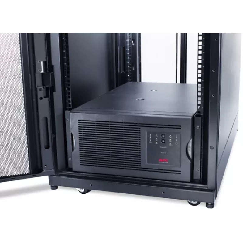 APC Smart-UPS SUA5000RMI5U - 5000VA, 8x C13, 2x C19 lizdai, NMC, montuojamas į stelažą / ant grindų
