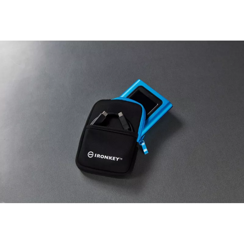 „Kingston Technology IronKey 960GB Vault Privacy 80 XTS-AES 256-bit“ šifruotas išorinis SSD